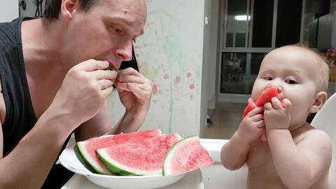 爸爸吃小孩瓜,揭秘“吃小孩瓜”背后的惊人真相