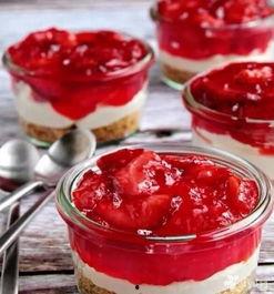 吃瓜群众草莓果酱